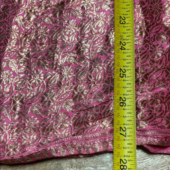 Vintage Silk Pink Top W/Gold Embroidered Details Old Money Elegant Timeless - Picture 11 of 14